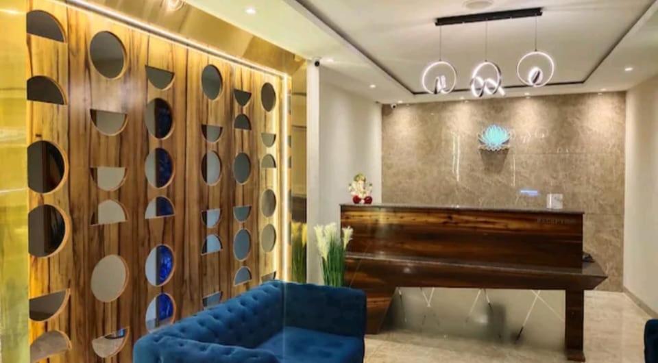 Hotel Pearl Wood Zirakpur Exterior foto